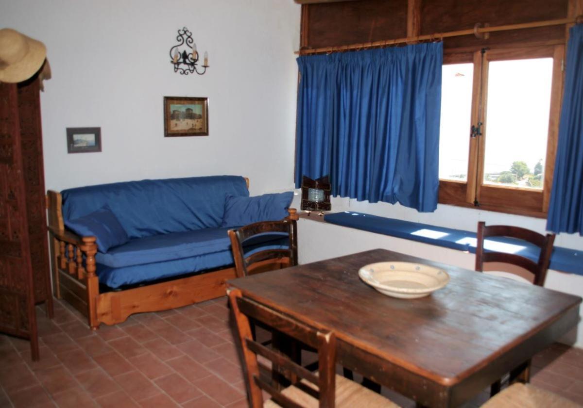 Case Al Mare - Terrazzi Panoramici E Ampio Giardino Santa Marina Salina Eksteriør billede