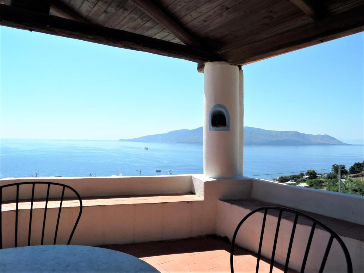 Case Al Mare - Terrazzi Panoramici E Ampio Giardino Santa Marina Salina Eksteriør billede