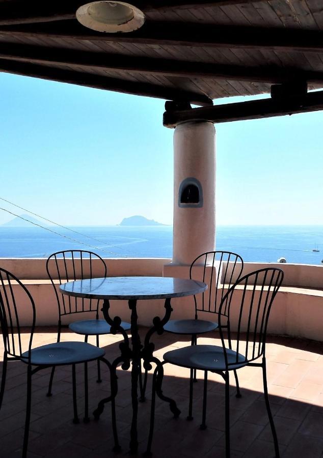 Case Al Mare - Terrazzi Panoramici E Ampio Giardino Santa Marina Salina Eksteriør billede